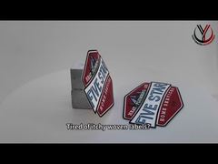 Μια πιο προσεκτική ματιά: Διαφανές 0.8mm παχύ TPU τυπωμένο ετικέτα σιλικόνης λογότυπο Custom