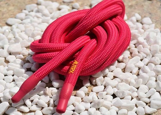 Τυπωμένες άκρες σιλικόνης σκοινιού Hoodie Drawstring πολυεστέρα συνήθειας λογότυπο