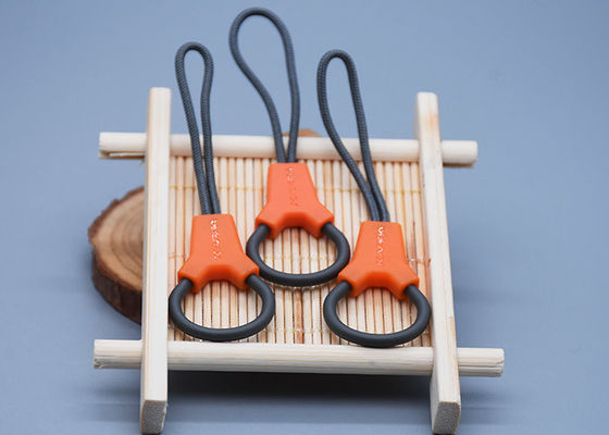 2 πλαστικός πολυεστέρας τραβήγματος φερμουάρ λογότυπων συνήθειας χρωμάτων για τα ενδύματα