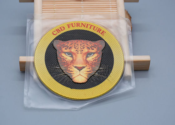 Αποτυπωμένη σε ανάγλυφο ετικέτα μεταφοράς θερμότητας λογότυπων TPU υλικό για τον ιματισμό